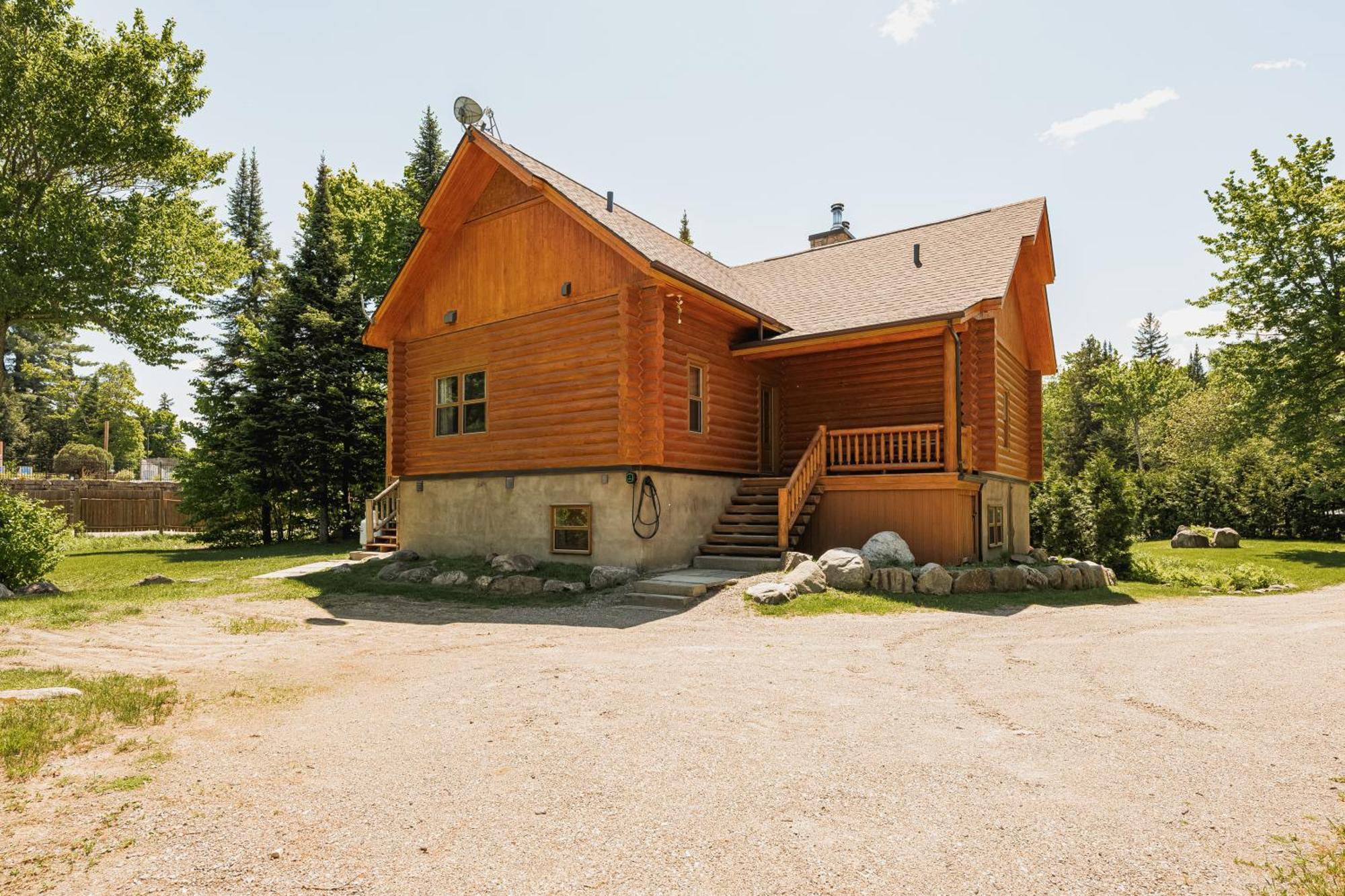 Mille-Isles Fiddler Lake Resort Chalet 4 Cerf מראה חיצוני תמונה